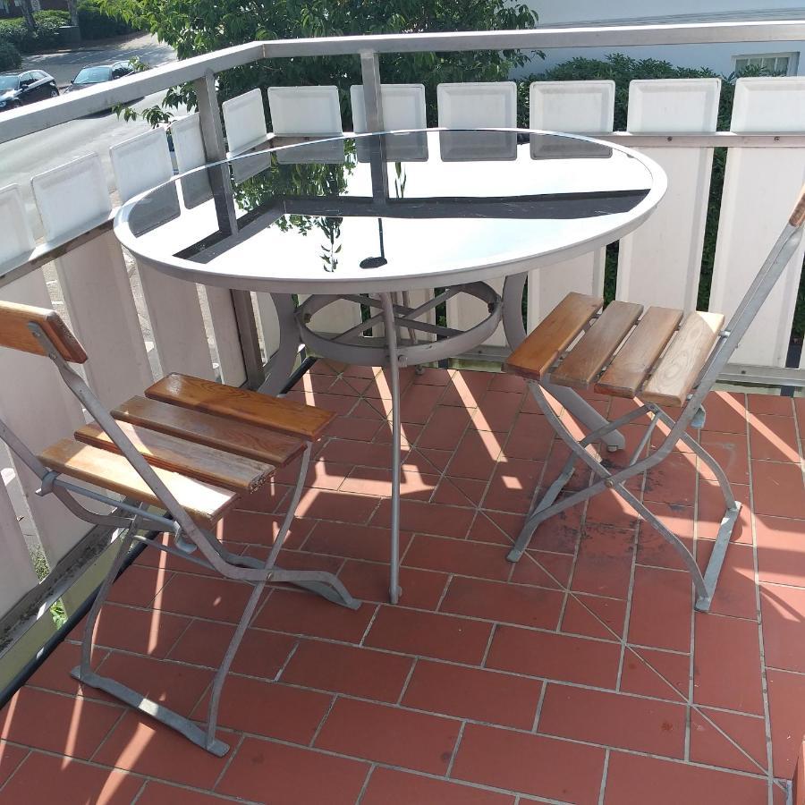 Friesenauster - Grosse Ferienwohnung Fuer Bis Zu 6 Personen ยีเวอ ภายนอก รูปภาพ
